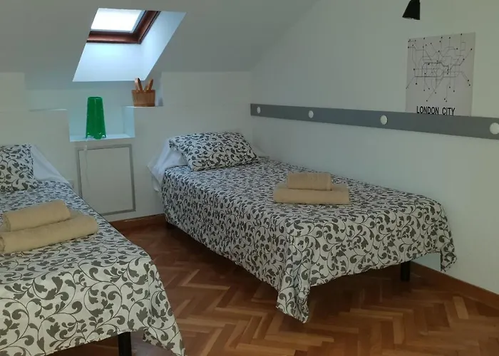 18 Torres Alfonso Attic * Сарагоса